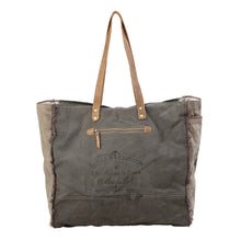 Load image into Gallery viewer, Jessie Weekender