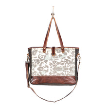 Load image into Gallery viewer, Aspen Weekender Carry-On