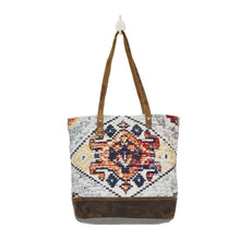Load image into Gallery viewer, Jasmine Tote