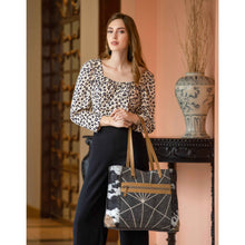 Load image into Gallery viewer, Sheree Oversized Tote