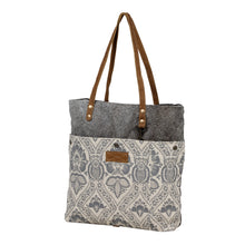 Load image into Gallery viewer, Eden Tote