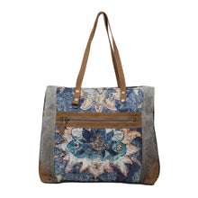 Load image into Gallery viewer, Emery Oversized Tote