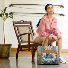 Load image into Gallery viewer, Emery Oversized Tote