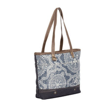Load image into Gallery viewer, Eloise Tote
